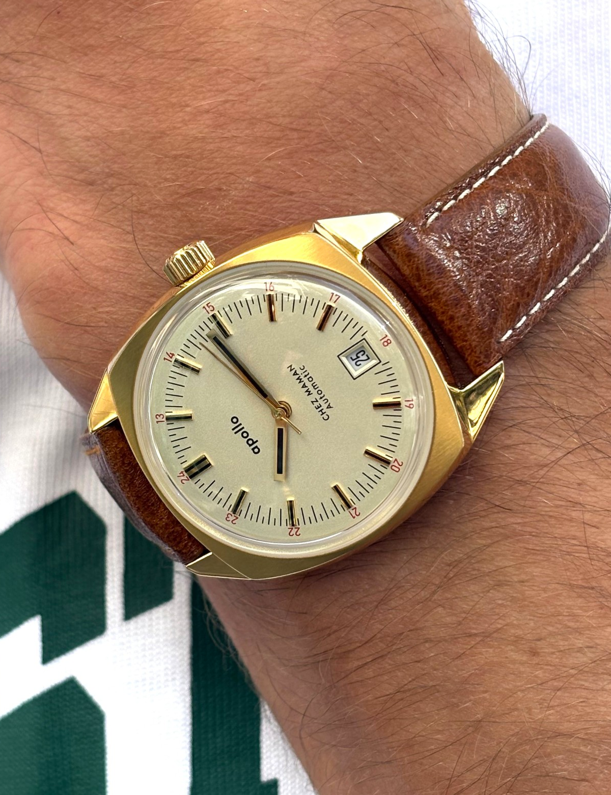 CHEZ MAMAN APOLLO GOLD MOON