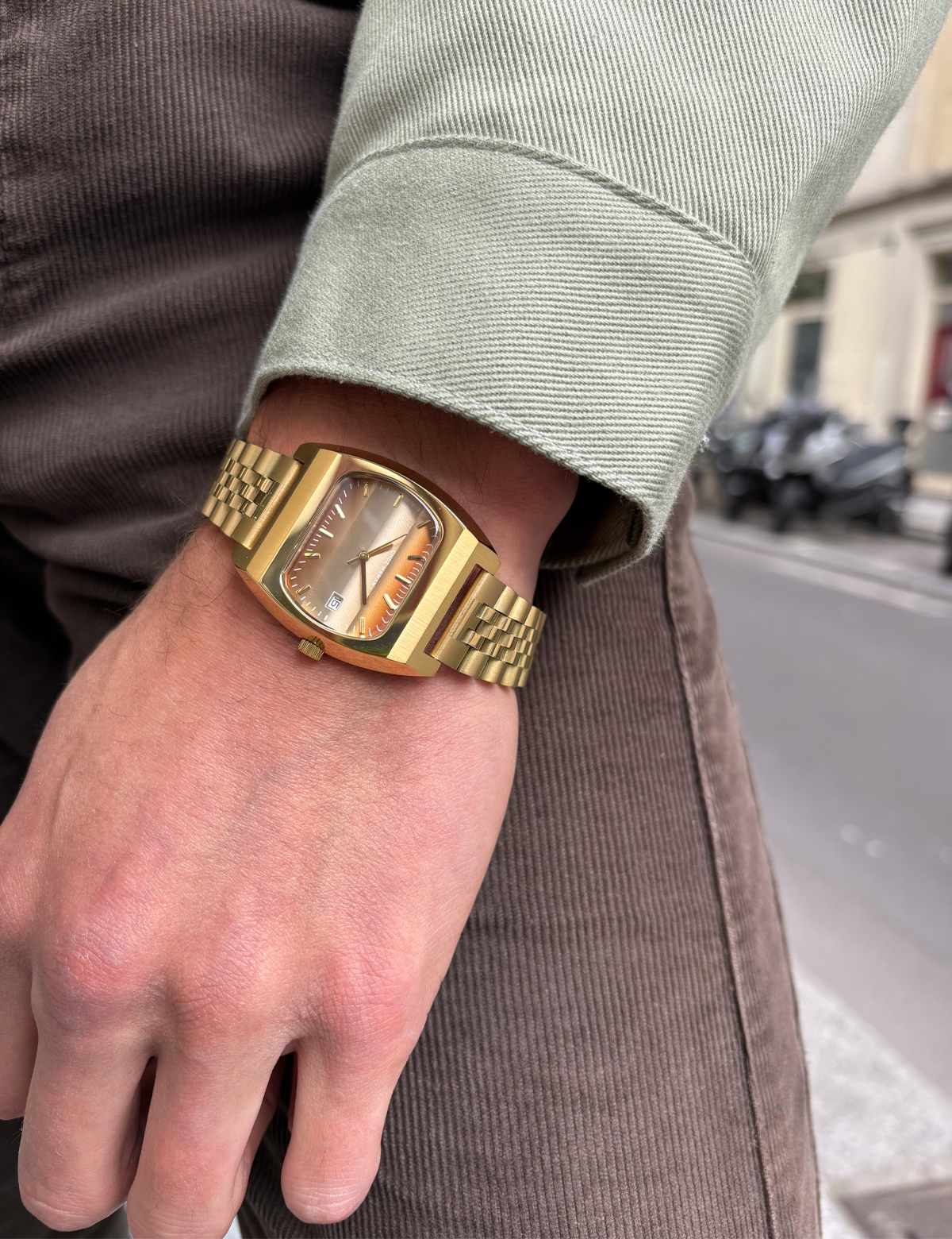 CHEZ MAMAN LA MAGNUM GOLDEN SUNSET