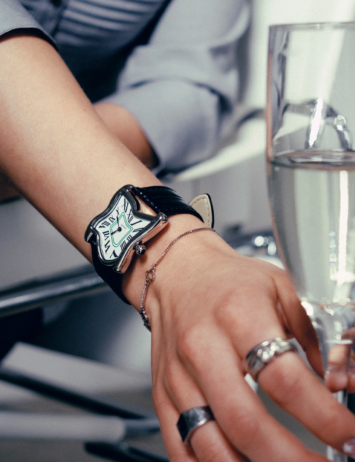 LAPHONT SQUARE MELTING WATCH SMALL SILVER BLACK STRAP