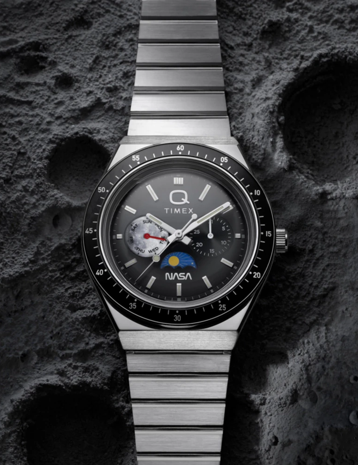 Timex Q X NASA TW2Y567 LTD EDITION
