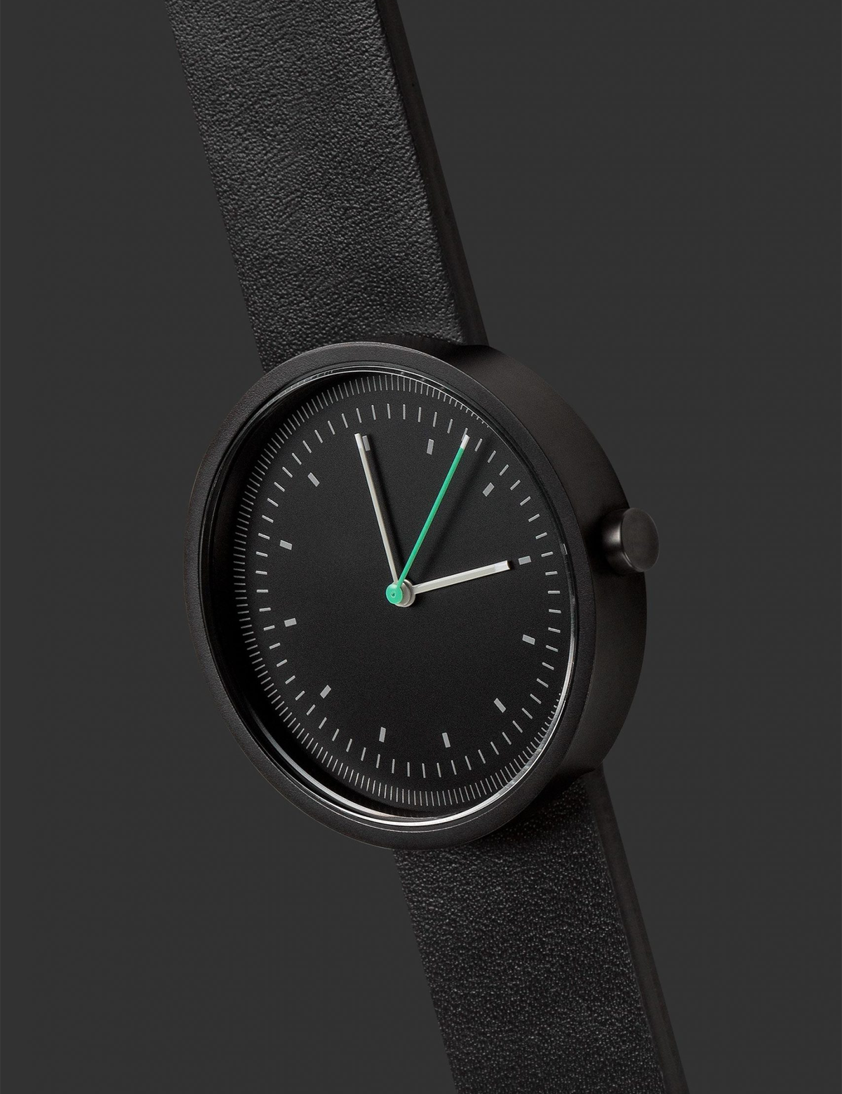 AÃRK COLLECTIVE INTERVAL BLACK