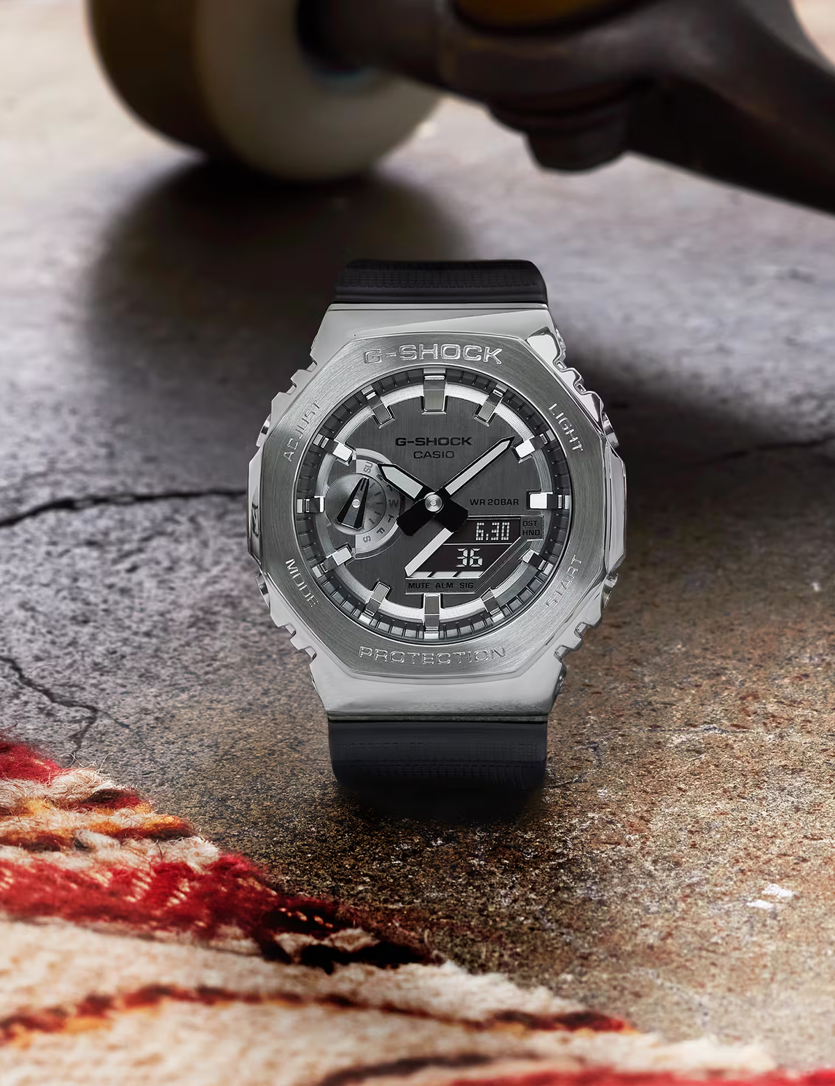 G-SHOCK GM-2100-1AER