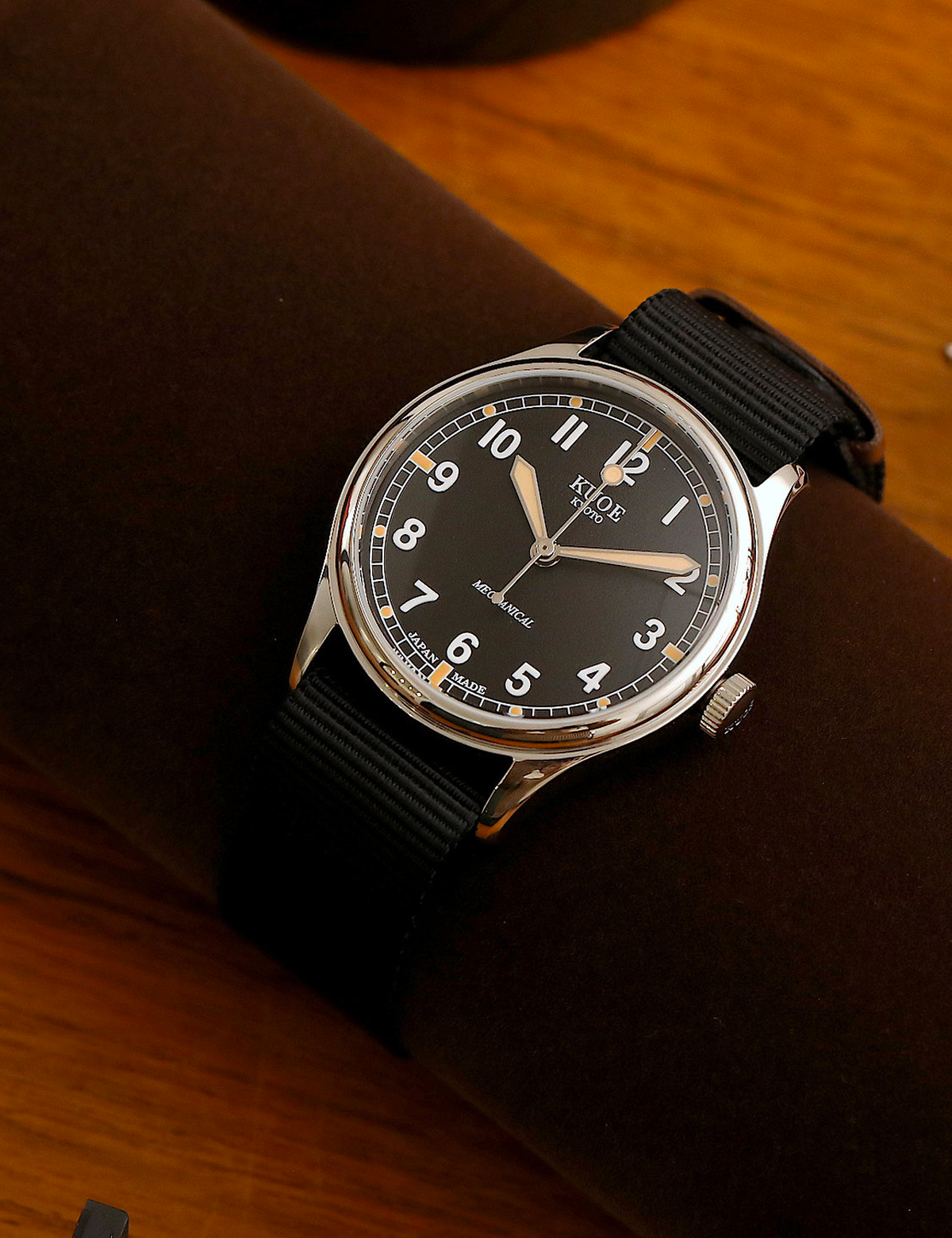 KUOE OLD SMITH 90-002 LARGE 38MM BLACK  NO-DATE AUTOMATIC SUPER-LUMINOVA