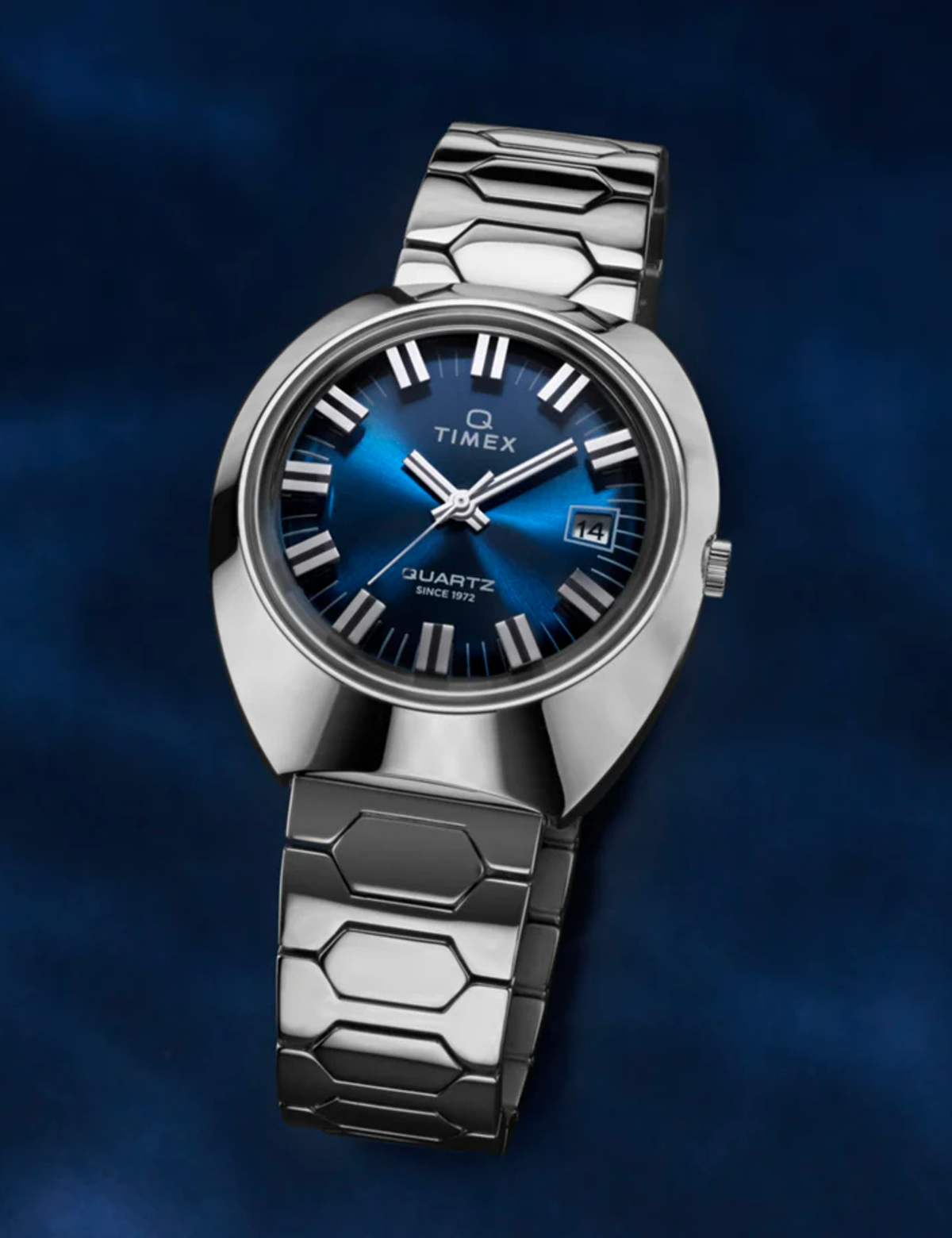 TIMEX Q 1972 TIME MACHINE REISSUE TW2Y331