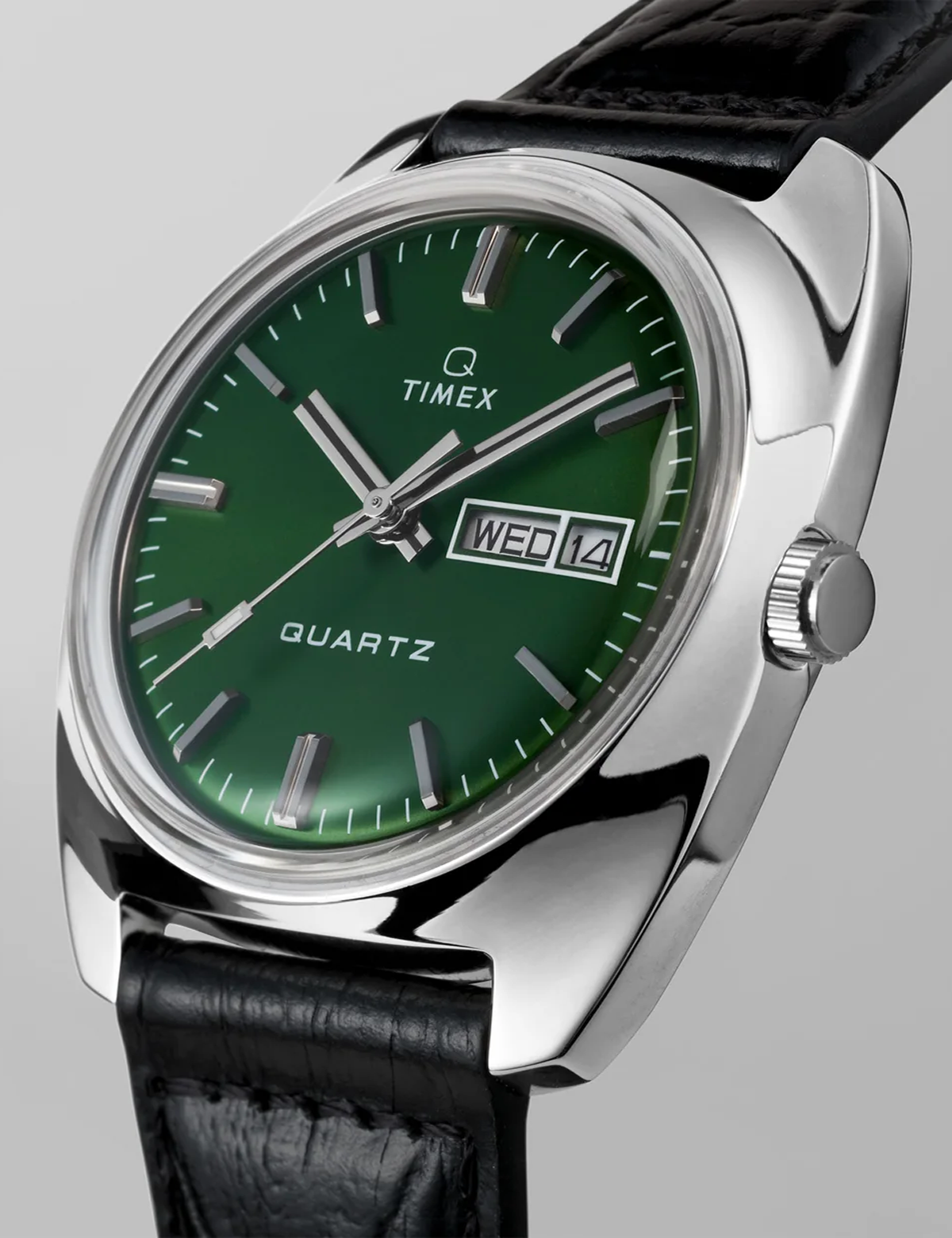 Q TIMEX 1978 DAY DATE TW2W447