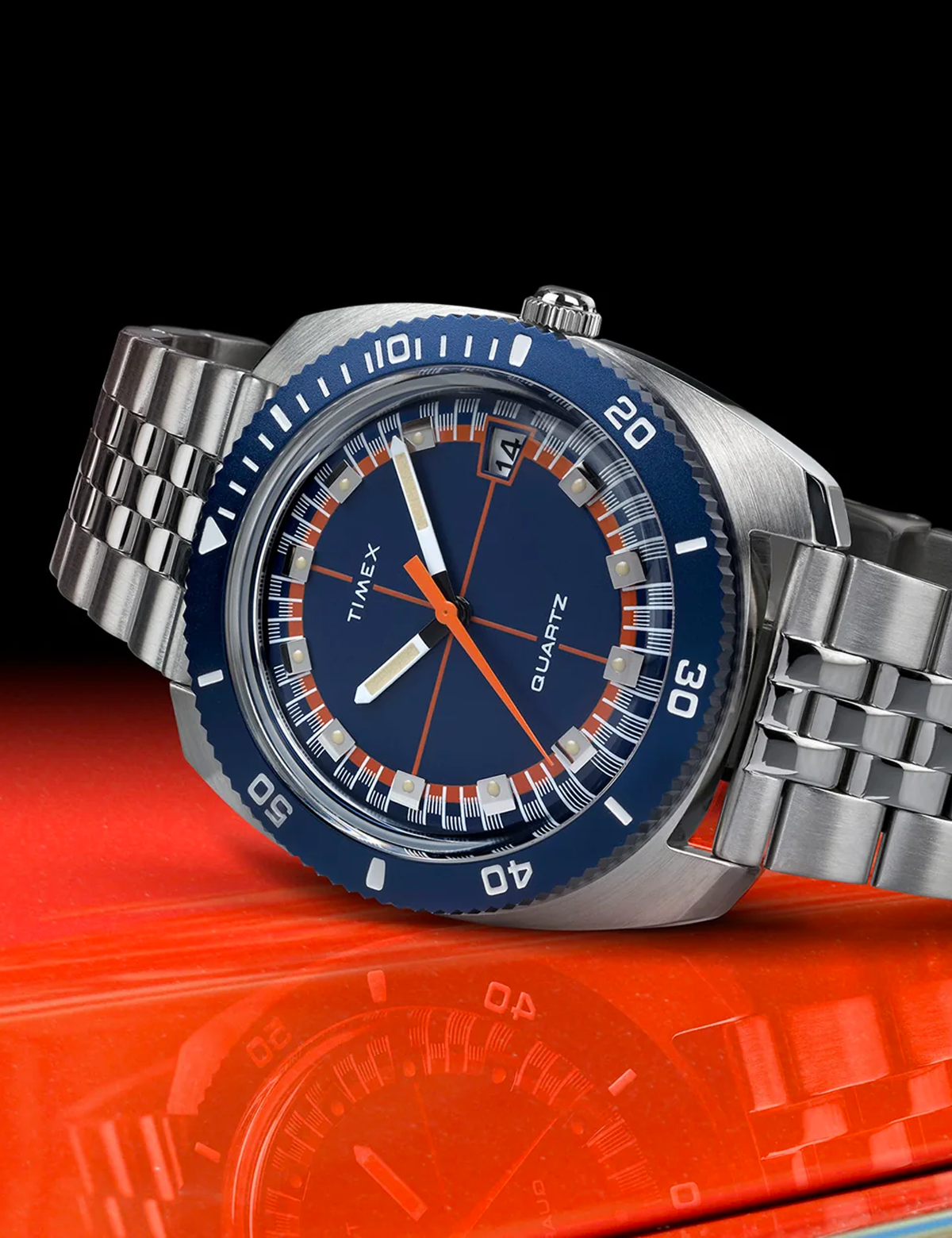 Q TIMEX REISSUE 1971 VELOCITY 36MM TW2Y444