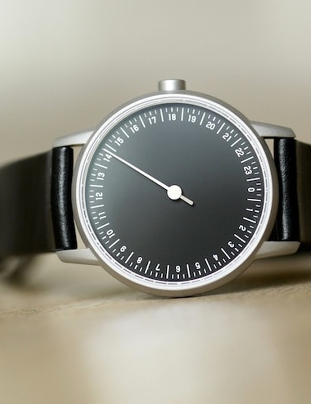 SLOW ROUND 02 BLACK SILVER