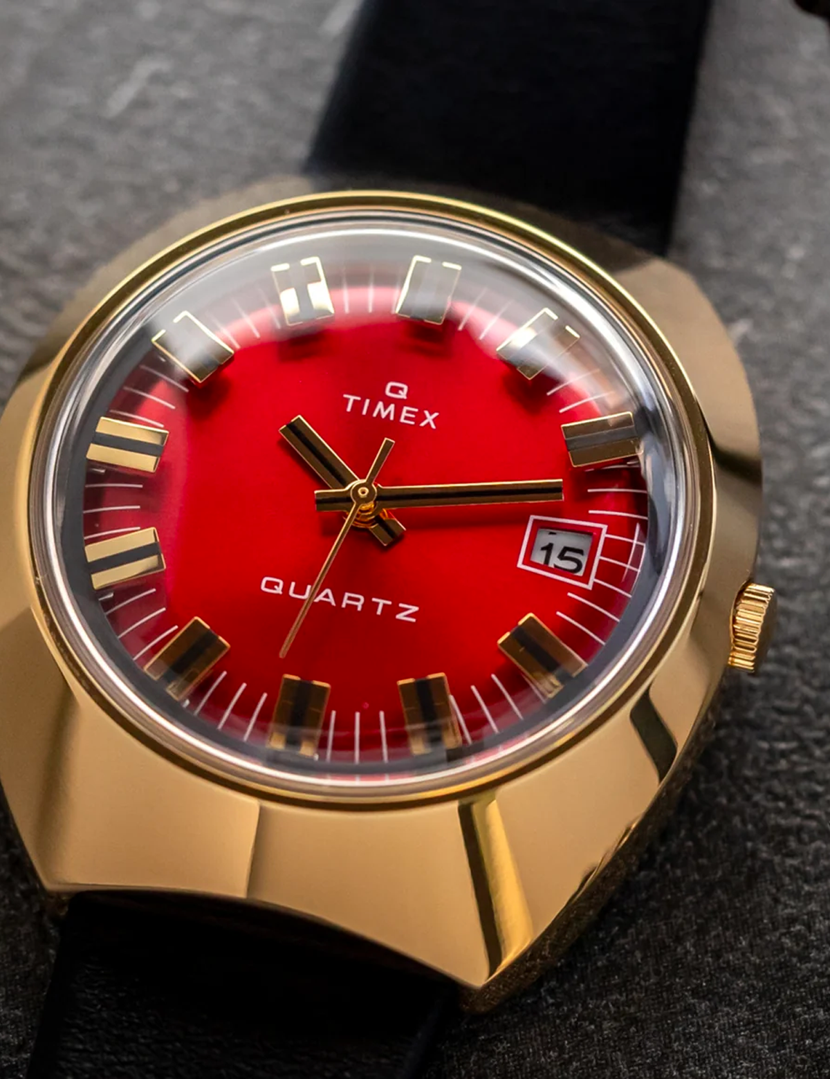 TIMEX Q TIMEX 1972 REISSUE TW2V254